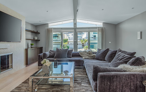 Denton & Denton Group Real Estate image