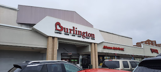 Grocery Store «Giant Food», reviews and photos, 3480 S Jefferson St, Falls Church, VA 22041, USA