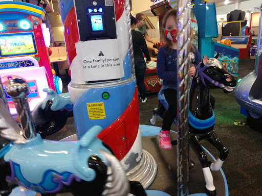 Shopping Mall «Evergreen Shopping Center», reviews and photos, 5015 Tacoma Mall Blvd, Tacoma, WA 98409, USA