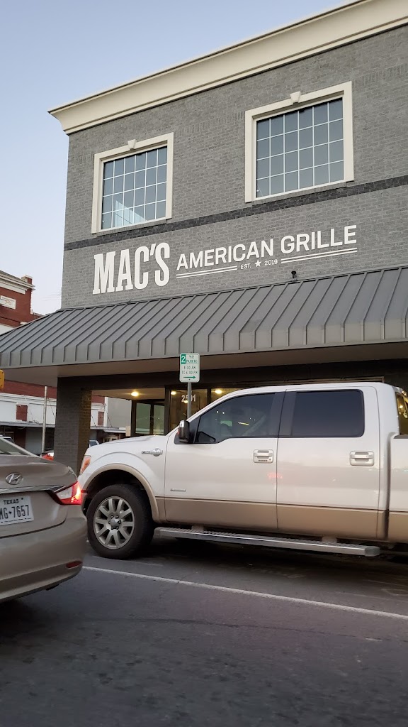 Macs American Grille 75401