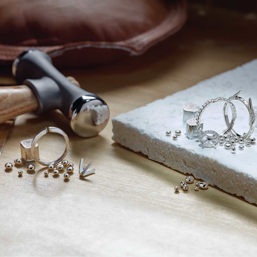 Jewelry Repair Service «Fast-Fix Jewelry & Watch Repairs», reviews and photos, 4300 Meadows Ln # 133, Las Vegas, NV 89107, USA