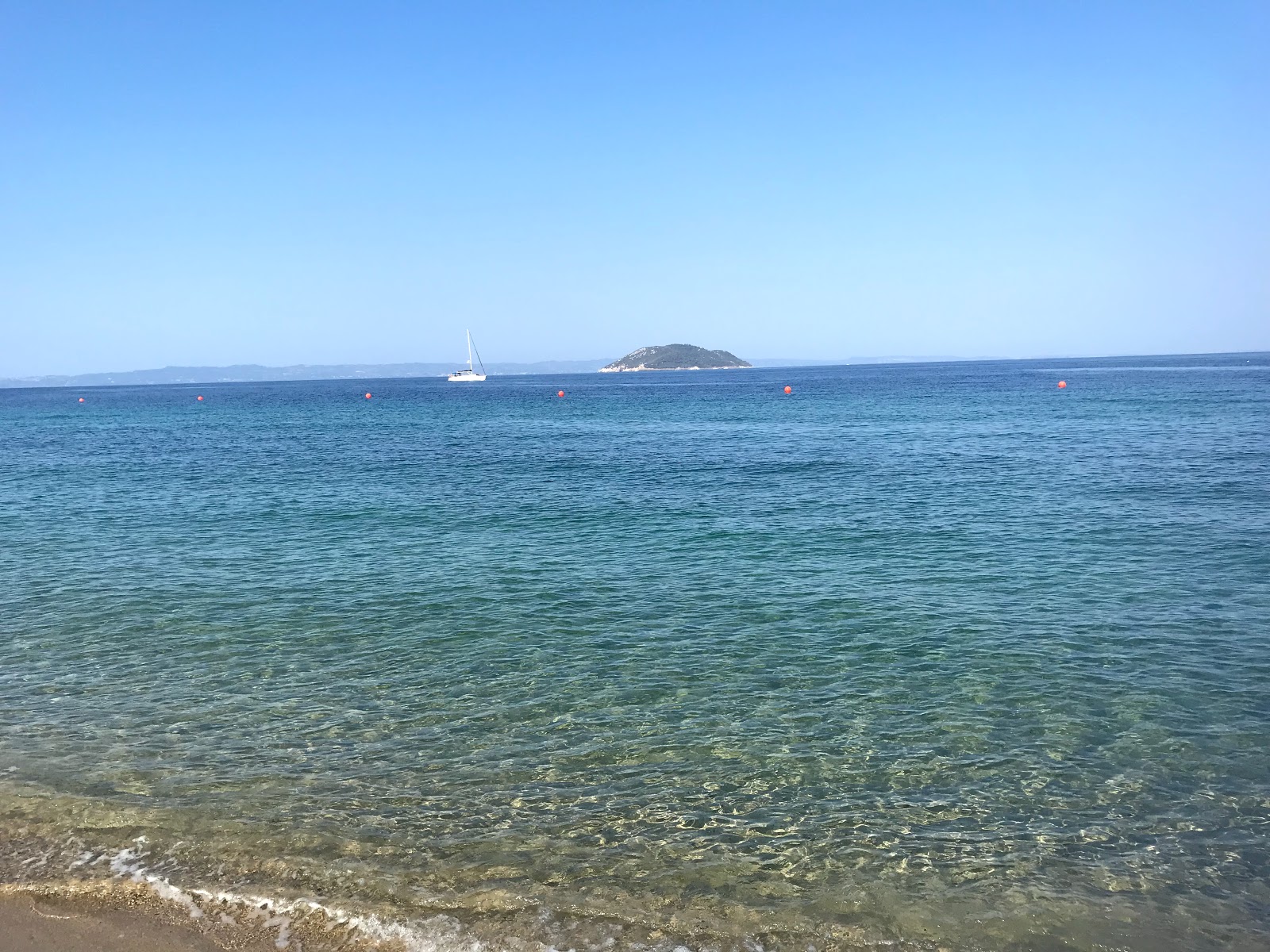 Marmaras beach III'in fotoğrafı - Çocuklu aile gezginleri için önerilir