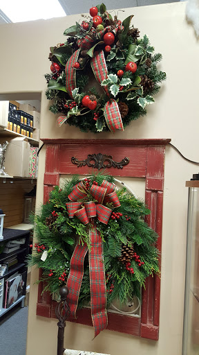 Florist «Davis Florist», reviews and photos, 82 Drury Dr, La Plata, MD 20646, USA