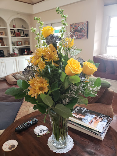 Florist «George Thomas Florist», reviews and photos, 5609 E Washington St, Indianapolis, IN 46219, USA