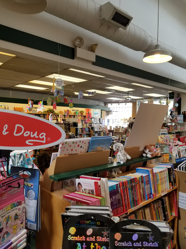 Book Store «Womrath Book Shop», reviews and photos, 76 Pondfield Rd, Bronxville, NY 10708, USA