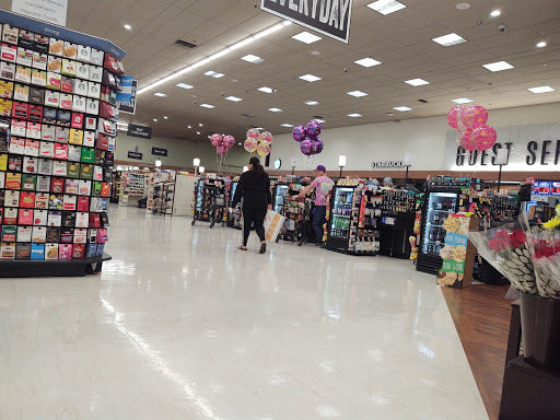 Grocery Store «Safeway», reviews and photos, 340 E McDowell Rd, Phoenix, AZ 85004, USA