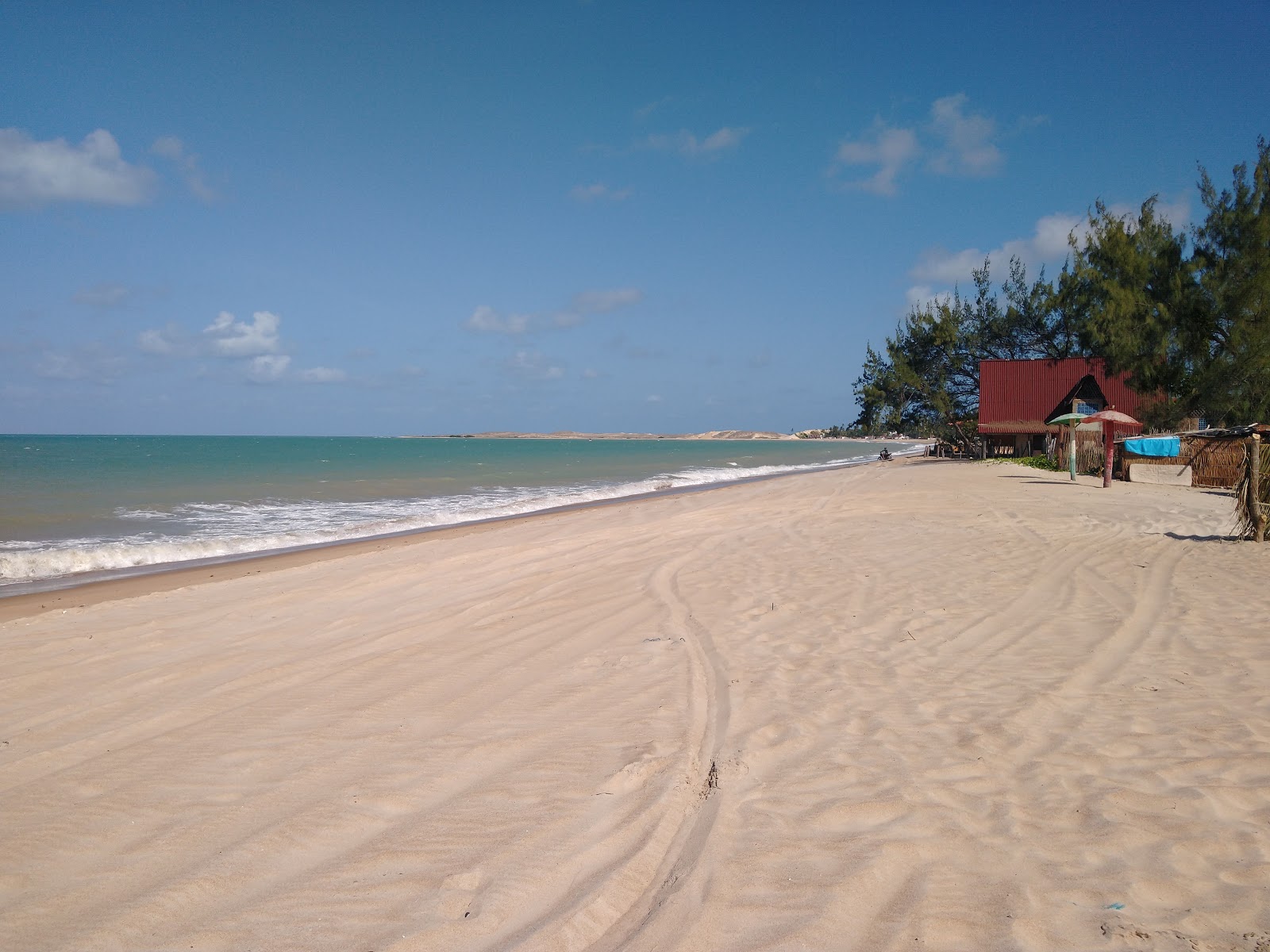 Photo de Plage de Pititinga avec droit et long