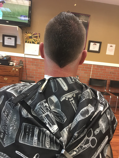 Barber Shop «Friendly Barber Shop», reviews and photos, 13207 Jones Rd, Houston, TX 77070, USA