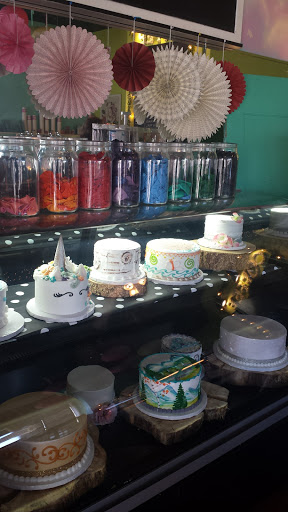 Bakery «Mulberries Cake Shop», reviews and photos, 2027 E Colfax Ave, Denver, CO 80206, USA