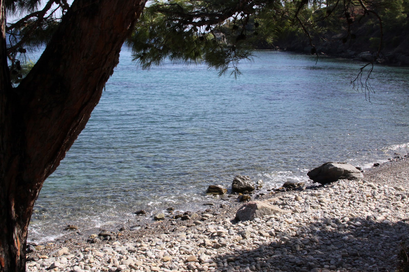 Foto von Mazikoy beach II mit beiger kiesel Oberfläche
