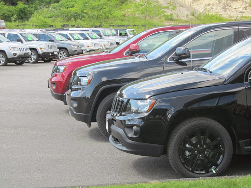 Chrysler Dealer «Northwest Hills Chrysler Jeep Dodge Ram», reviews and photos, 2033 E Main St, Torrington, CT 06790, USA