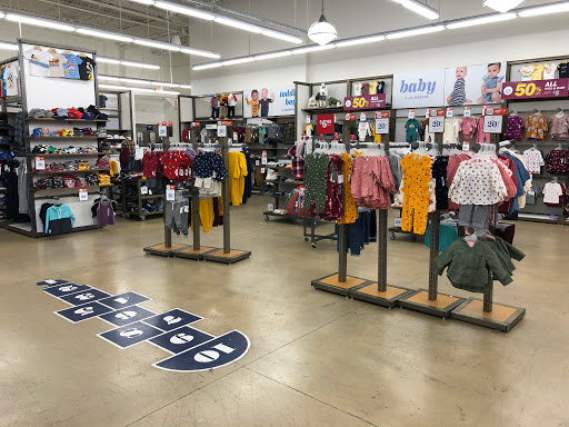 Clothing Store «Old Navy», reviews and photos, 1825 N Pebble Creek Pkwy, Goodyear, AZ 85395, USA