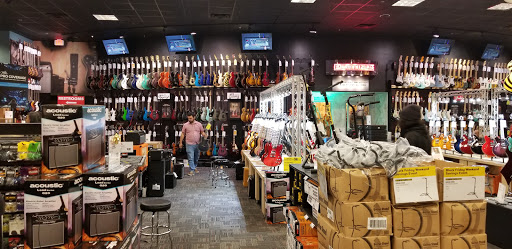 Guitar Center image