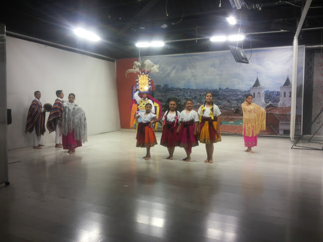 Opiniones de Kaypimi Kanchik Danza Y Tradicion en Cuenca - Escuela
