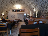 Atmosphère du Restaurant L EXCEPCION à Salles-Curan - n°10