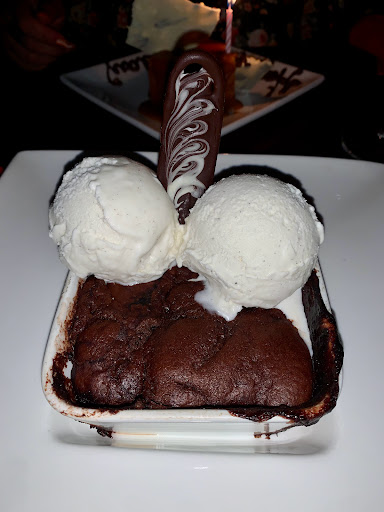 Dessert Restaurant «Better Than Sex - A Dessert Restaurant Orlando», reviews and photos, 1905 N Orange Ave, Orlando, FL 32804, USA