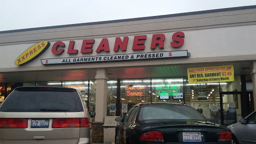 Dry Cleaner «Xxpress Cleaners», reviews and photos, 3026 S Halsted St, Chicago, IL 60608, USA