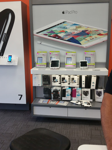 Cell Phone Store «AT&T Authorized Retailer», reviews and photos, 208 Main St, Weymouth, MA 02188, USA