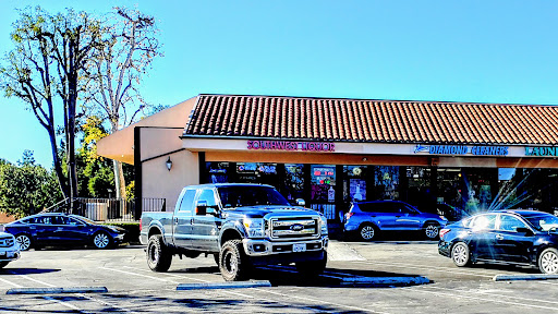 Liquor Store «Southwest Liquor», reviews and photos, 359 E Avenida De Los Arboles, Thousand Oaks, CA 91360, USA