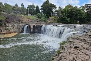 Haruru Falls image