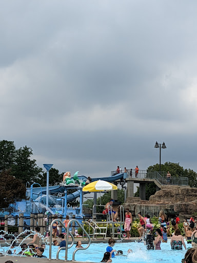 Water Park «Sea Lion Aquatic Park», reviews and photos, 1825 Short St, Lisle, IL 60532, USA