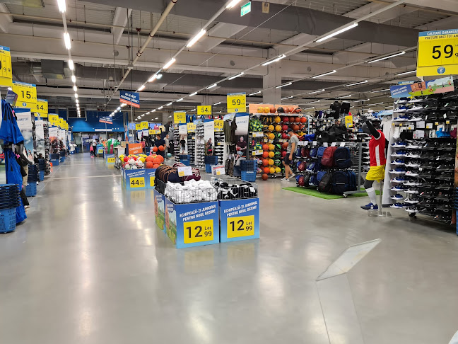 Decathlon - <nil>