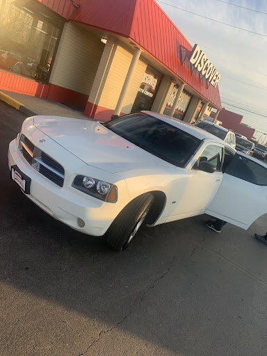 Used Car Dealer «Discover Auto Center», reviews and photos, 790 S Erie Blvd, Hamilton, OH 45011, USA