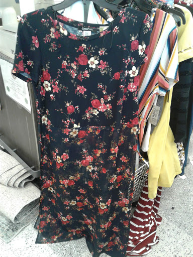 Clothing Store «Ross Dress for Less», reviews and photos, 523 S MacDade Blvd, Holmes, PA 19043, USA