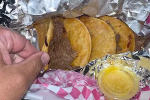 Tremendos Tacos image