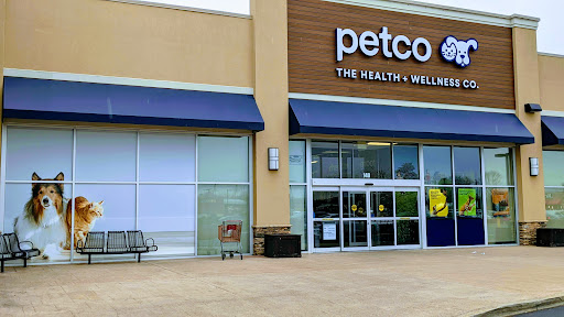 Pet Supply Store «Petco Animal Supplies», reviews and photos, 1255 Raritan Rd #140, Clark, NJ 07066, USA