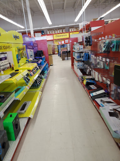 Office Supply Store «Staples», reviews and photos, 601 Troy Schenectady Rd, Latham, NY 12110, USA