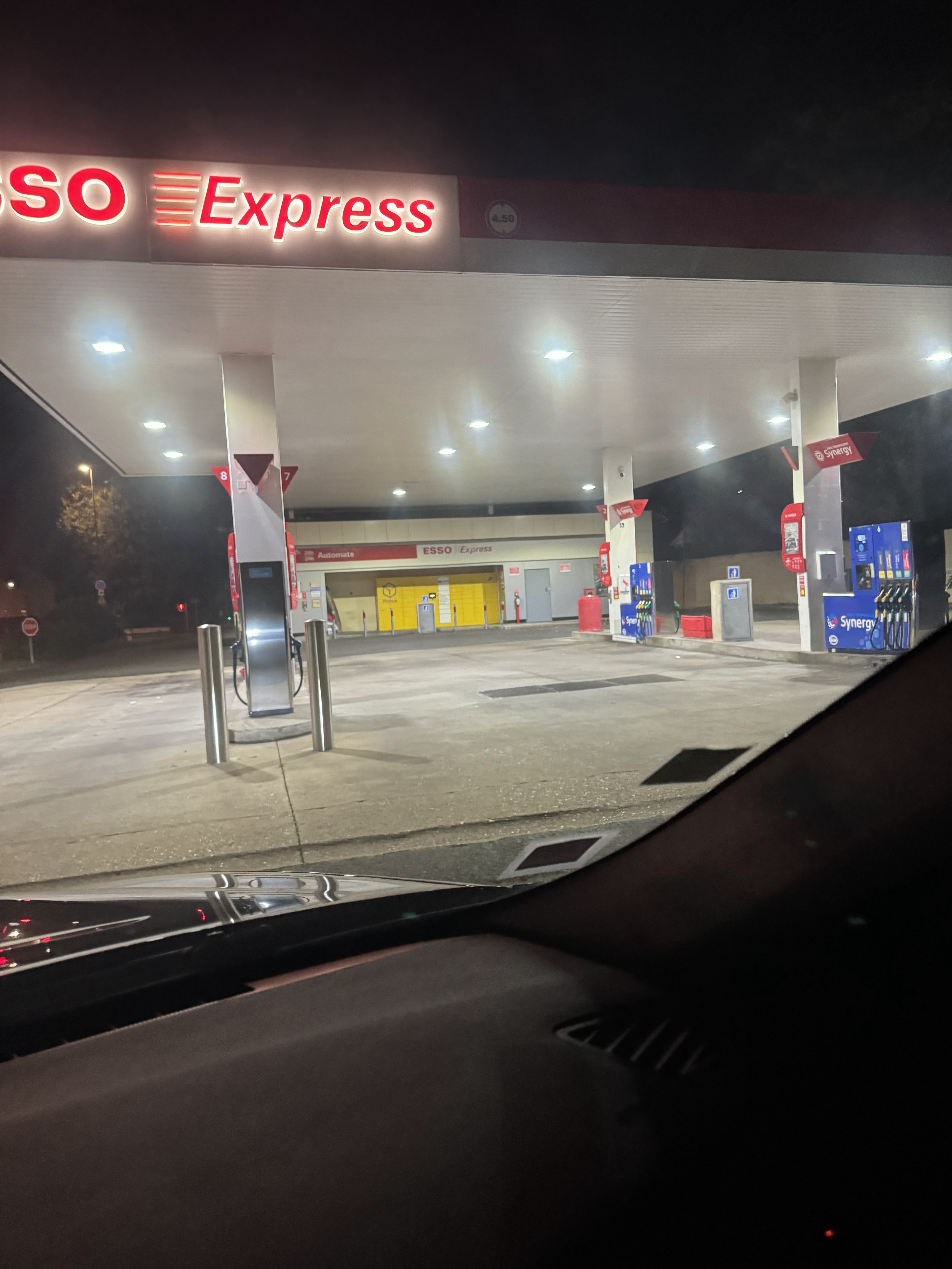 Photo n° 45 de l'avis de Massimo.a fait le 08/11/2023 à 13:53