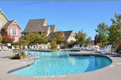 Blue Mountains Rivergrass Vacation Rental Dream @ 115 Fairway Court #208 with Pool & Hot Tub