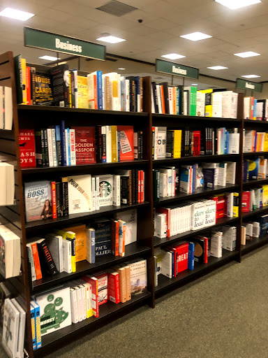 Book Store «Barnes & Noble», reviews and photos, 5701 Sunset Dr #196, South Miami, FL 33143, USA