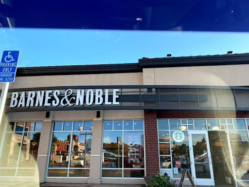 Book Store «Barnes And Noble», reviews and photos, 7610 Hazard Center Dr, San Diego, CA 92108, USA