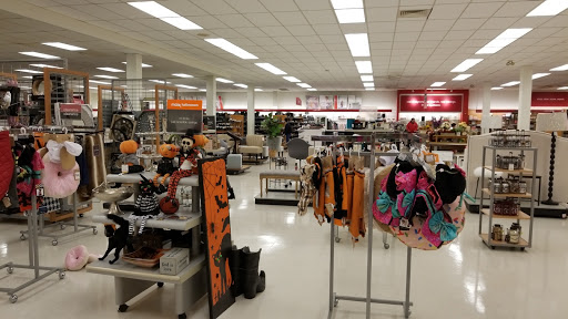 Department Store «T.J. Maxx», reviews and photos, 2631 MacArthur Rd, Whitehall, PA 18052, USA