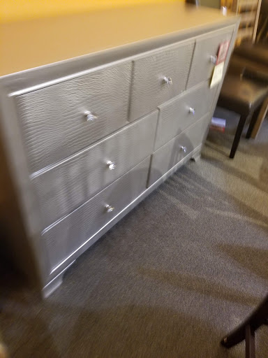 Furniture Store «Art Van Furniture - Muskegon», reviews and photos, 630 Seminole Rd, Muskegon, MI 49441, USA