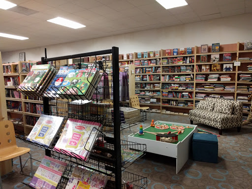 Book Store «Walls Of Books», reviews and photos, 3325 Georgia Ave NW, Washington, DC 20010, USA
