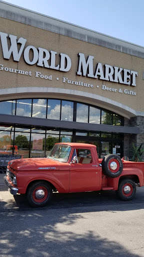 Shopping Mall «Nashville West Shopping Center», reviews and photos, 6716 Charlotte Pike, Nashville, TN 37209, USA