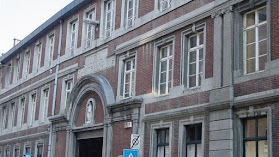 Institut Sainte-Ursule Maternelle, Primaire Et Secondaire