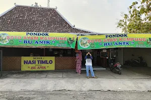 Soto Ayam Kampung Bu Anik image