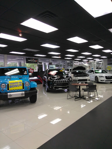 Used Car Dealer «Aventura Chrysler Jeep Dodge Ram», reviews and photos, 2198 NE 163rd St, North Miami Beach, FL 33162, USA
