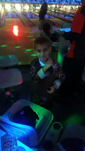 Bowling Alley «Pla Mor Lanes», reviews and photos, 4901 Linden Ave, Dayton, OH 45432, USA