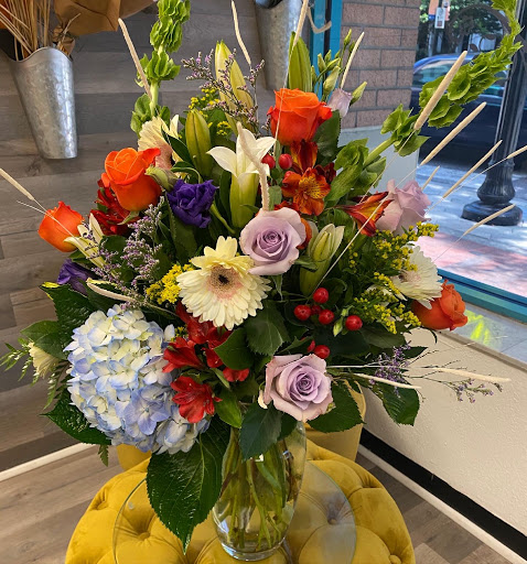 Florist «Lake Eola Florist», reviews and photos, 116 E Central Blvd, Orlando, FL 32801, USA