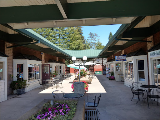Shopping Mall «The Kings Village Shopping Center», reviews and photos, 230 Mt Hermon Rd, Scotts Valley, CA 95066, USA