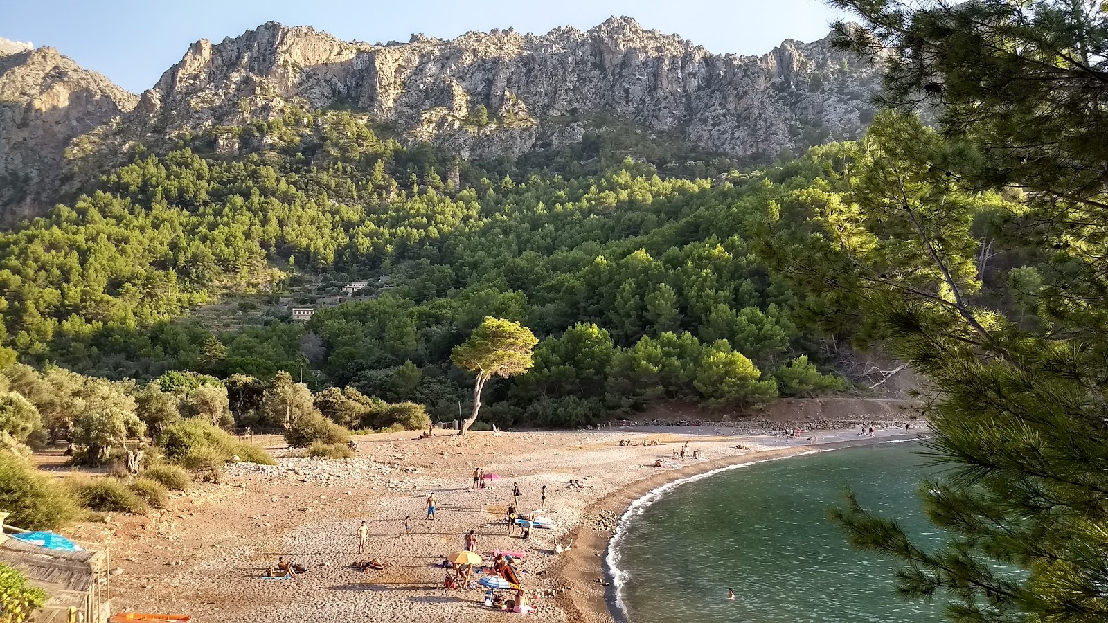 Platja Tuent'in fotoğrafı ve güzel manzarası