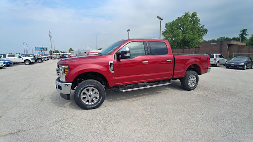 Ford Dealer «Pundmann Ford», reviews and photos, 2727 W Clay St, St Charles, MO 63301, USA