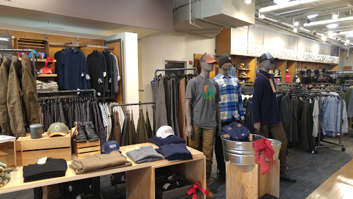 Camping Store «REI», reviews and photos, 201 University Oaks Blvd #1100, Round Rock, TX 78664, USA