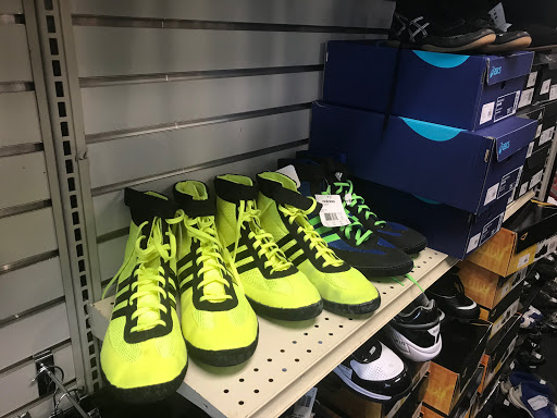Sporting Goods Store «2nd Time Around Sports», reviews and photos, 453 Atwood Ave, Cranston, RI 02920, USA