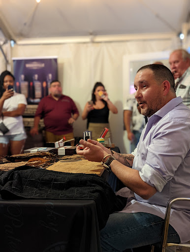 Tobacco Shop «Up Down Cigar», reviews and photos, 1550 N Wells St, Chicago, IL 60610, USA